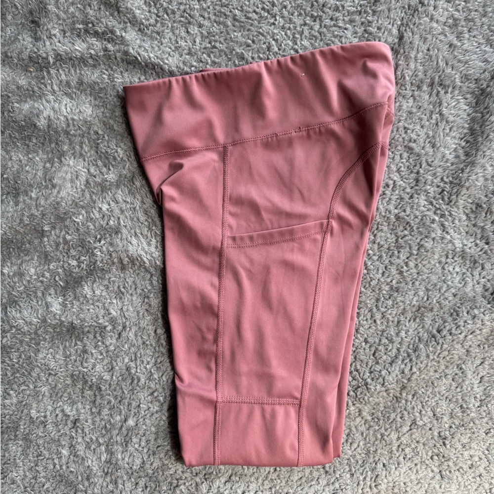 Aeropostale Pink Leggings Seamline Detail